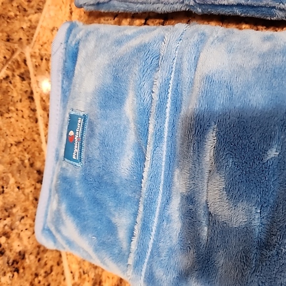 PhysioNatural Microwave Therapy Mittens - Picture 2 of 7